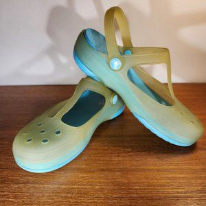 CROCS Blue High-heel Women Sandal (W 6)